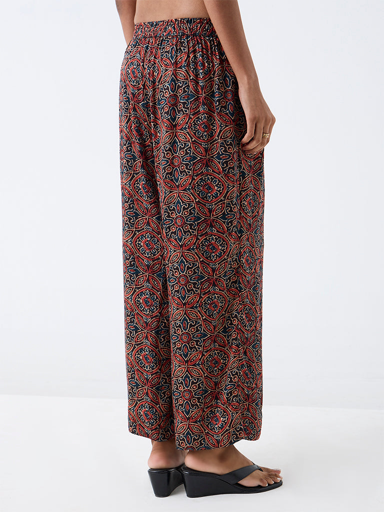 Utsa Red Floral Printed Pants