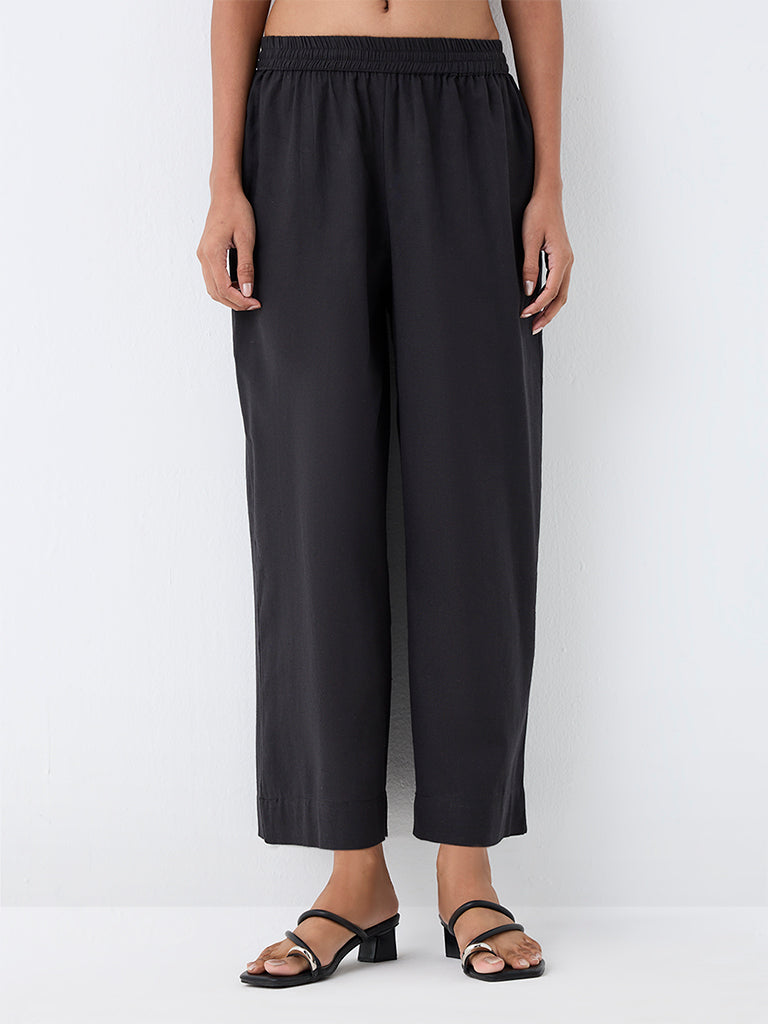 Utsa Black Solid Cotton Pants