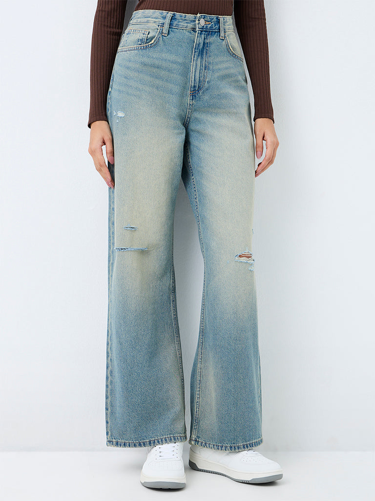 Nuon Light-Blue-Wash High-Waist Straight Fit Jeans