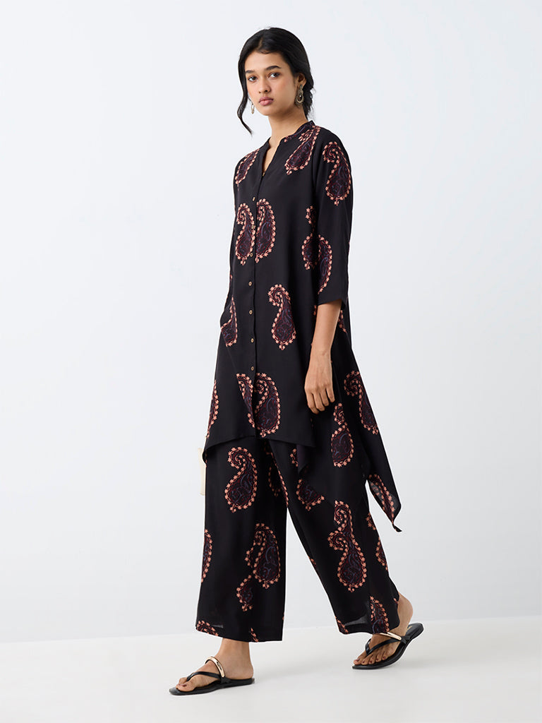 Utsa Black Paisley Design Asymmetrical Kurta