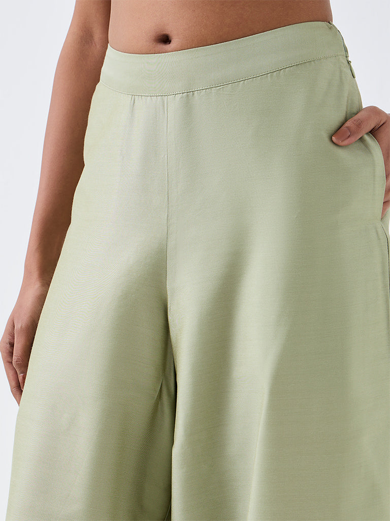 Vark Mint Solid Barrel-Fit Pants