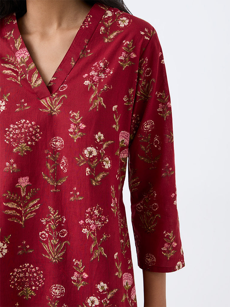 Utsa Red Floral Printed Cotton Straight Kurta