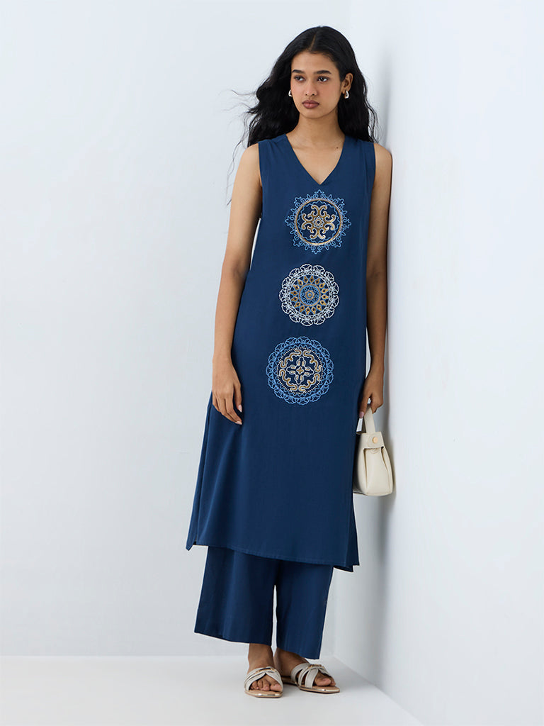 Utsa Indigo Solid Cotton-Blend Pants