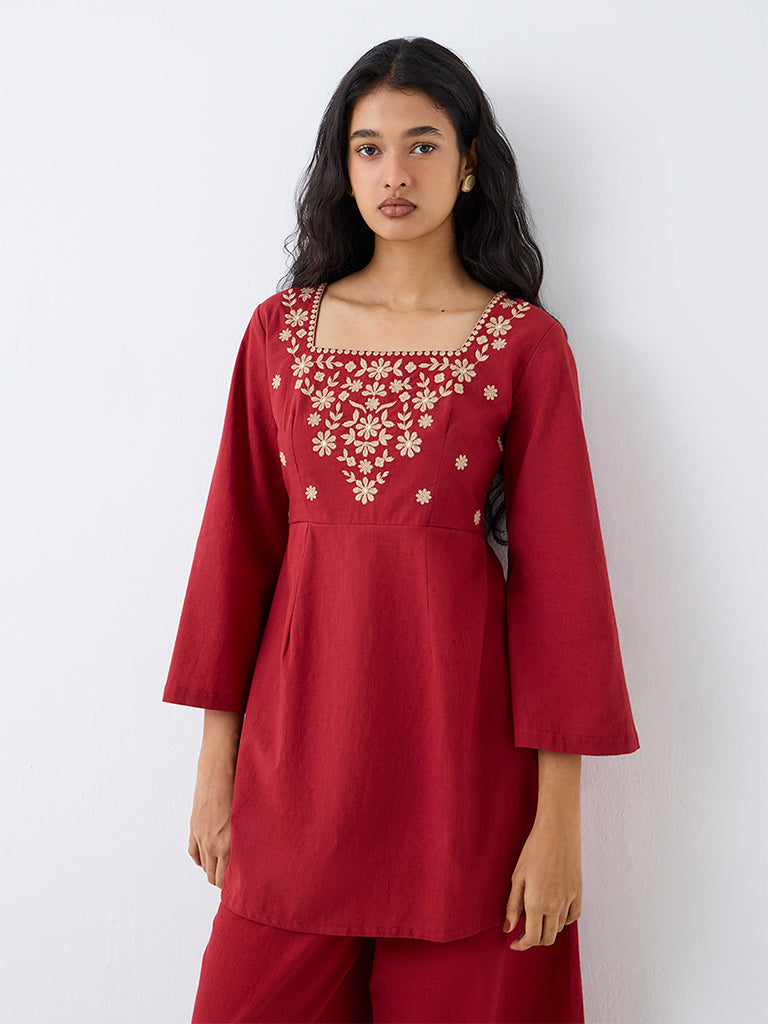 Utsa Red Floral Embroidered Kurti