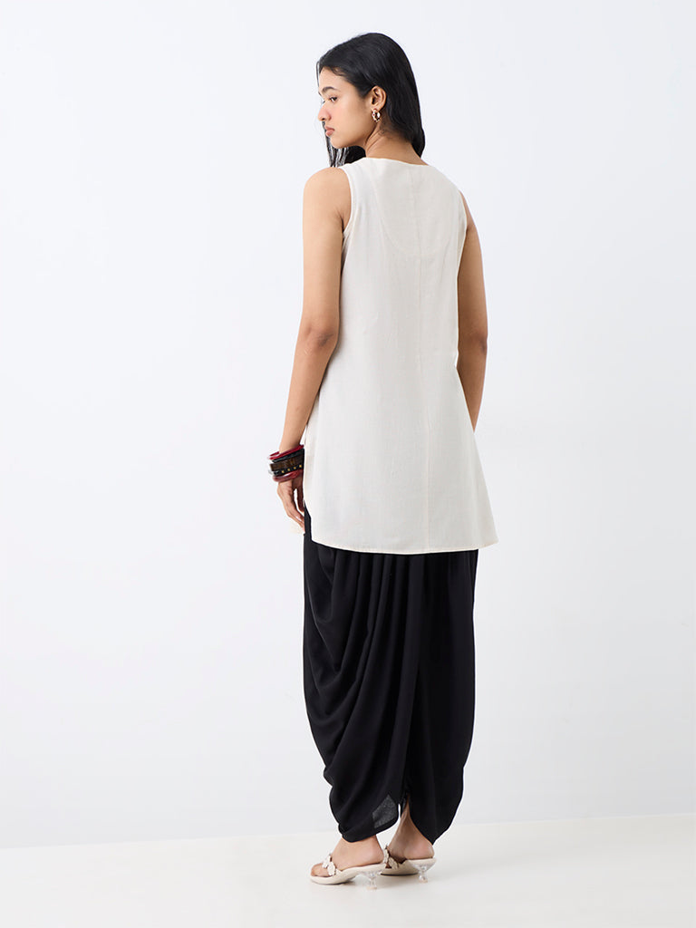 Utsa Off-White Embroidered Cotton-Blend Straight Kurti