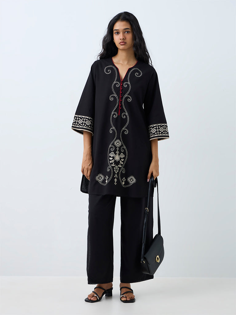 Utsa Black Embroidered Cotton-Blend A-Line Kurti