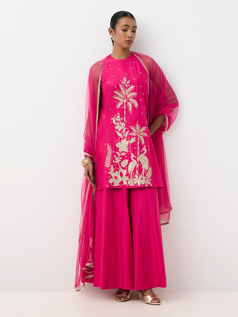 Vark Fuchsia Nature-Inspired A-Line Ethnic Set